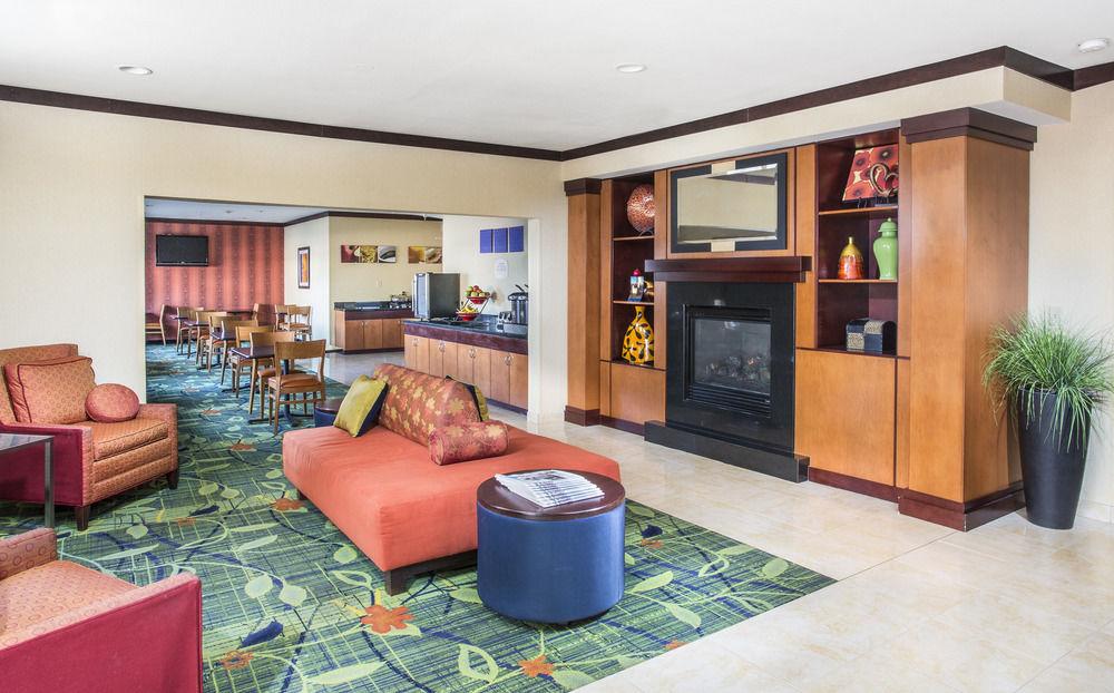 Fairfield Inn & Suites Canton Северен Кантон Екстериор снимка