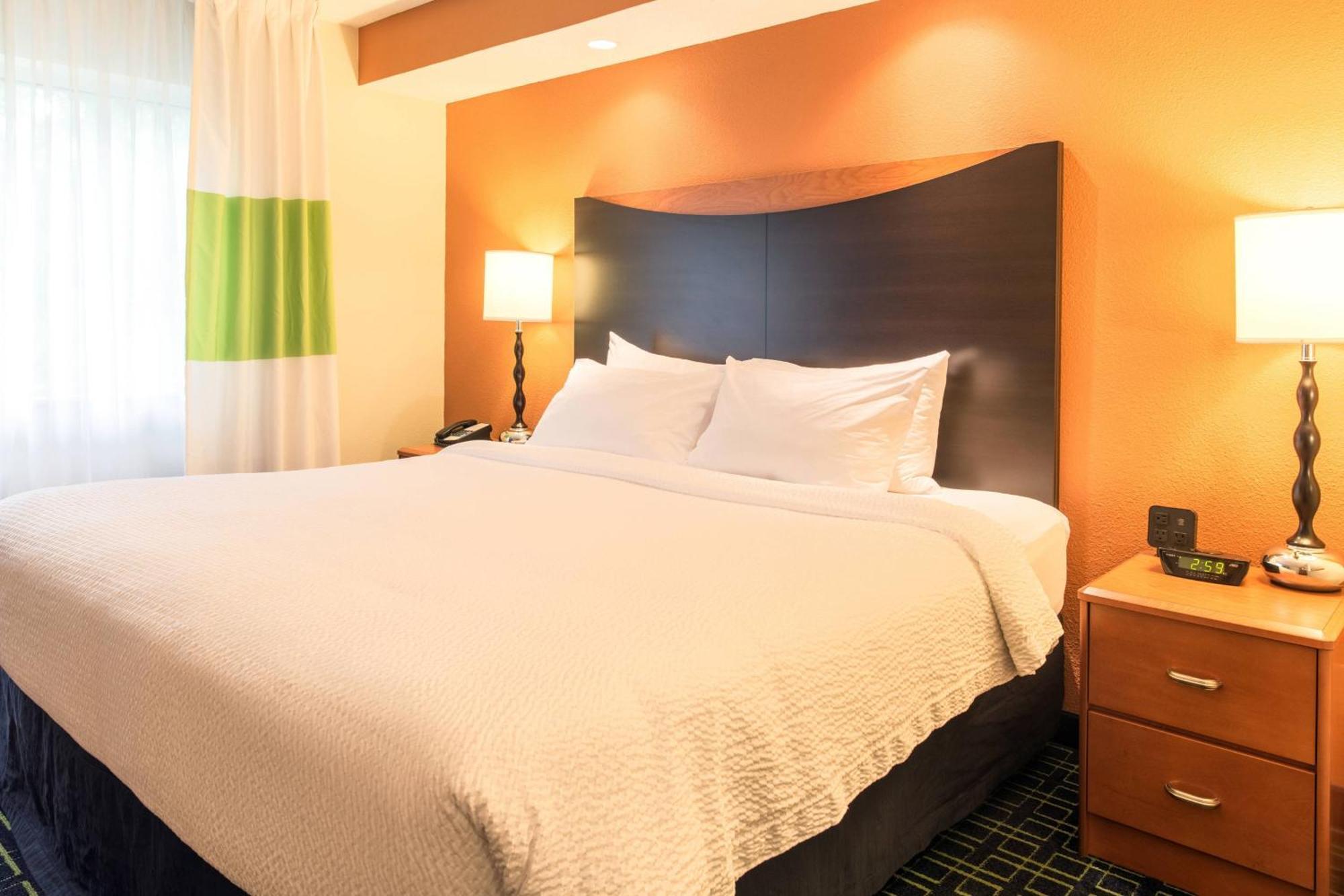Fairfield Inn & Suites Canton Северен Кантон Екстериор снимка