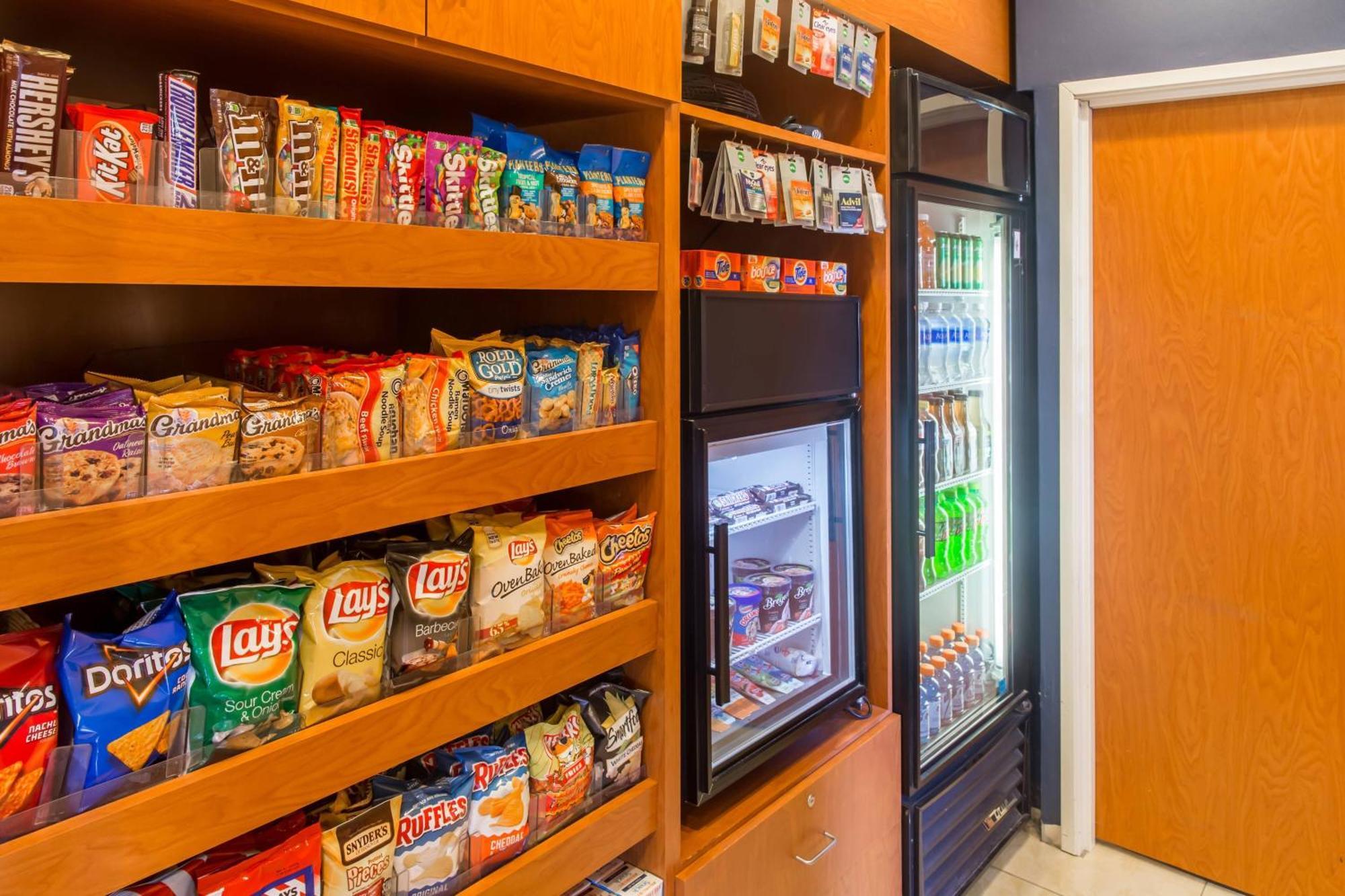 Fairfield Inn & Suites Canton Северен Кантон Екстериор снимка